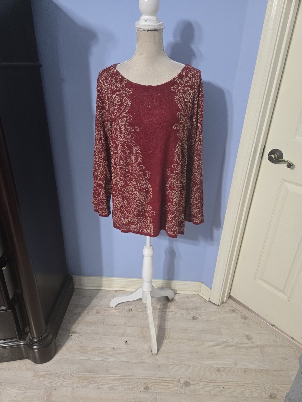 Ruby Rd Woman Sweater 2X Red Gold Metallic